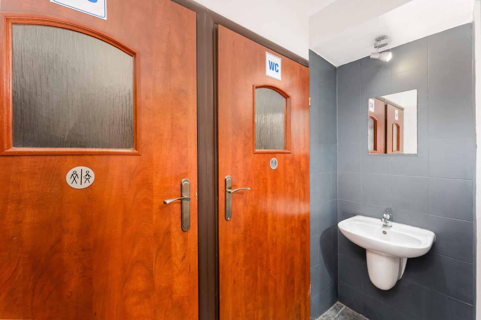Rpg Hostel Краков Экстерьер фото